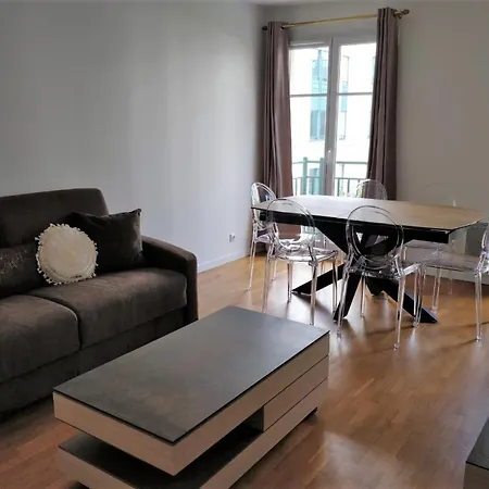 Chez Charlotte Апартаменты *