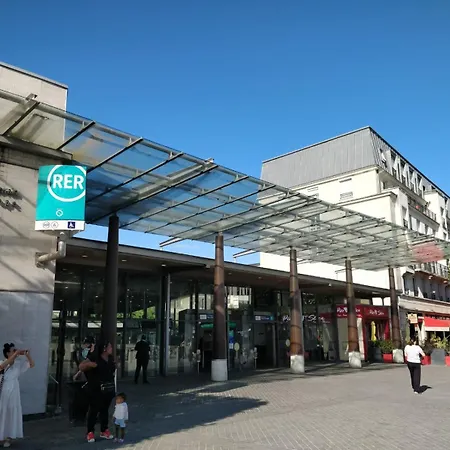Chez Charlotte Апартаменты *